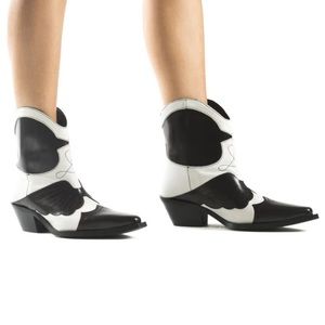 L'Intervalle black and white Cowboy boots